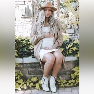 New PinkBlush Sz LG Beige Sleeveless Ruched Fitted Maternity Dress